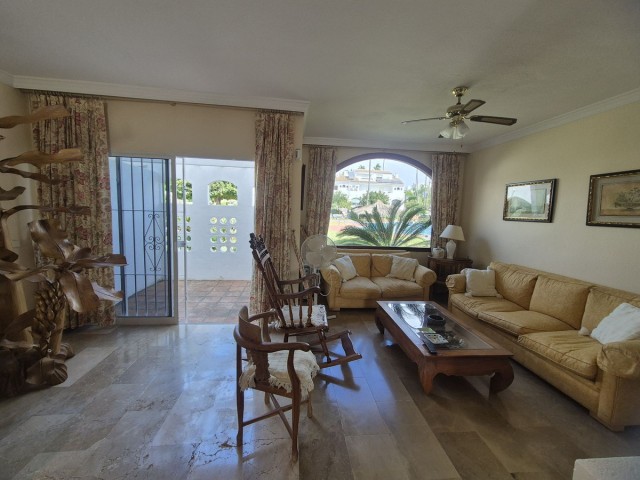 4 Bedrooms Townhouse in Atalaya