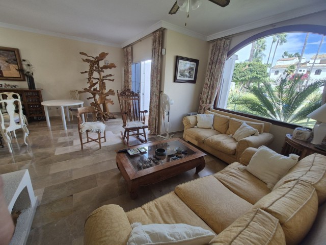 4 Bedrooms Townhouse in Atalaya