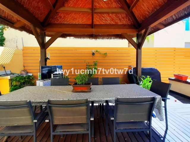 3 Bedrooms Apartment in Malagueta
