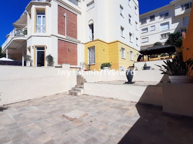 3 Bedrooms Apartment in Malagueta
