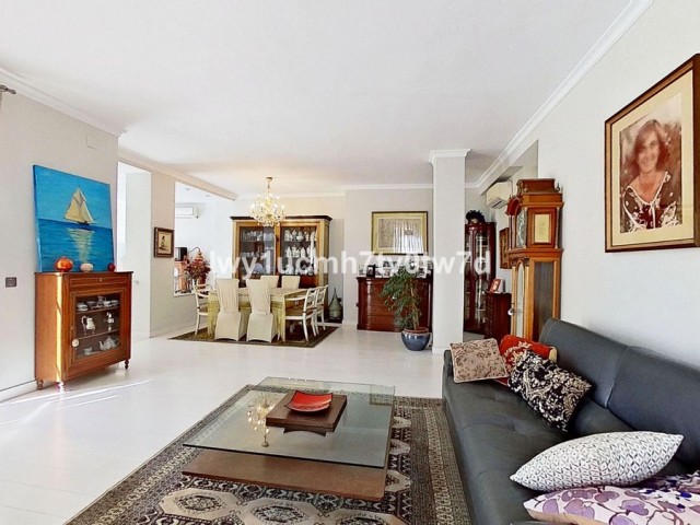 3 Bedrooms Apartment in Malagueta