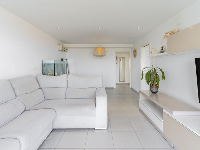 2 Schlafzimmer Apartment in Torremolinos