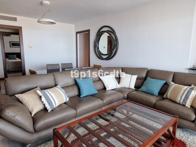 3 Bedrooms Apartment in Puerto Banús