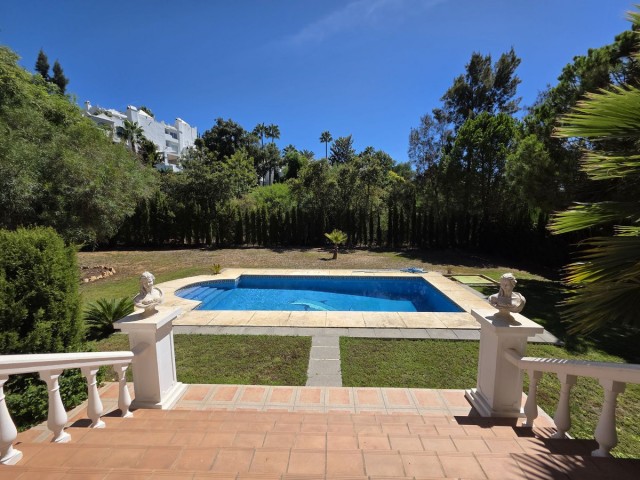 4 Bedrooms Villa in Las Chapas