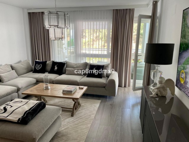 3 Bedrooms Apartment in Benahavís