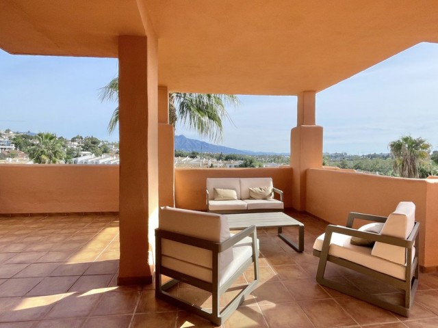 3 Bedrooms Apartment in Benahavís