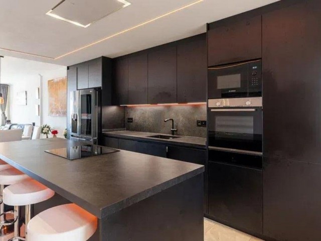 2 Bedrooms Apartment in Selwo