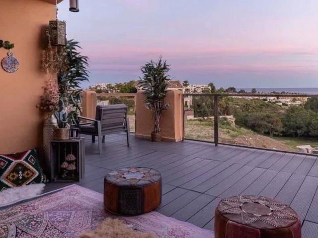 2 Bedrooms Apartment in Selwo