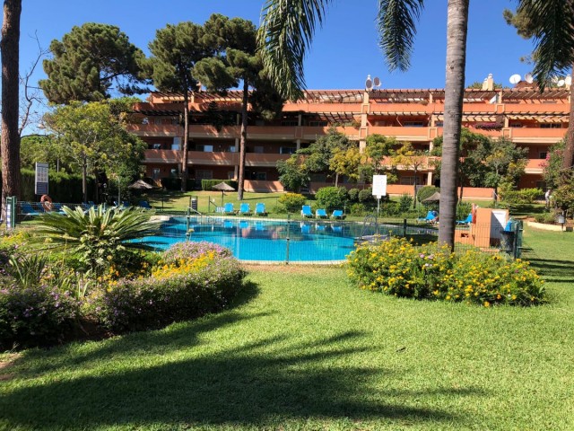 Leilighet, Elviria, R5145922