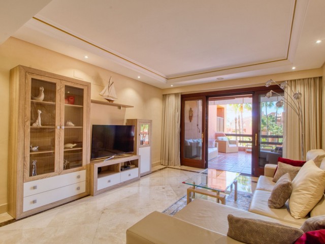 2 Bedrooms Apartment in Estepona