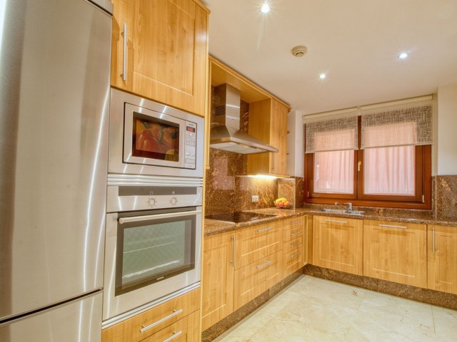 2 Bedrooms Apartment in Estepona