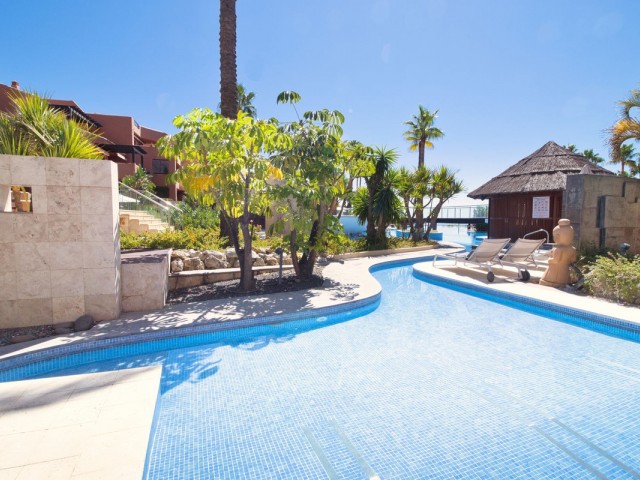 2 Bedrooms Apartment in Estepona