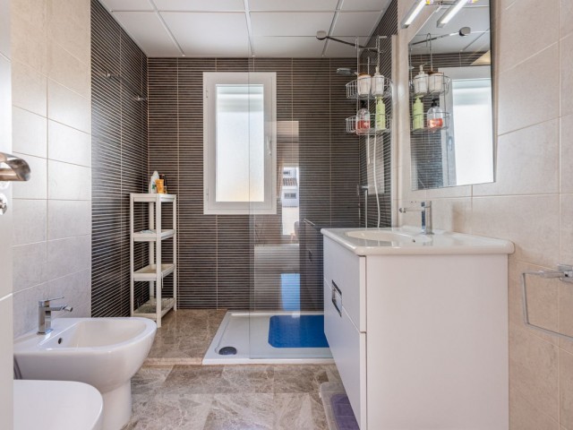 3 Soveroms Rekkehus i Nueva Andalucía