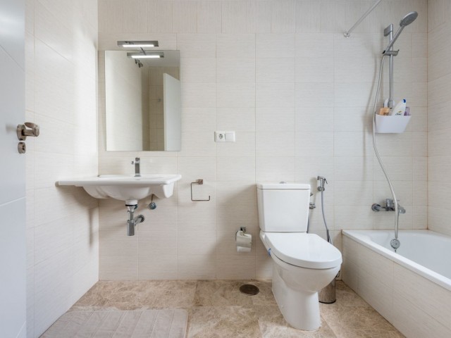 3 Soveroms Rekkehus i Nueva Andalucía