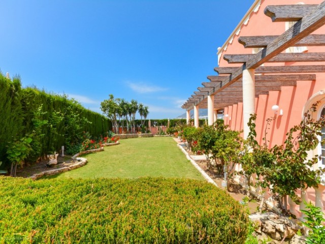Villa avec 7 Chambres  à Benalmadena