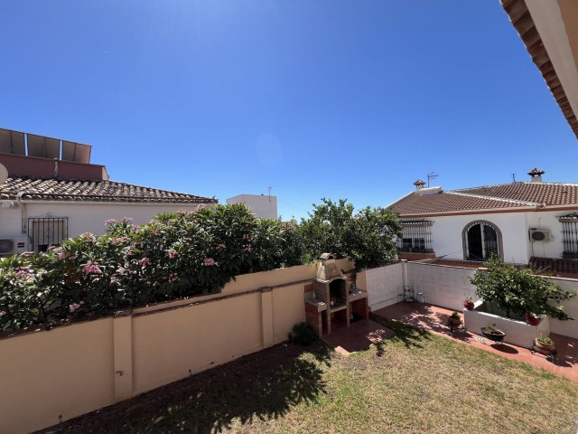 5 Bedrooms Villa in Benalmadena