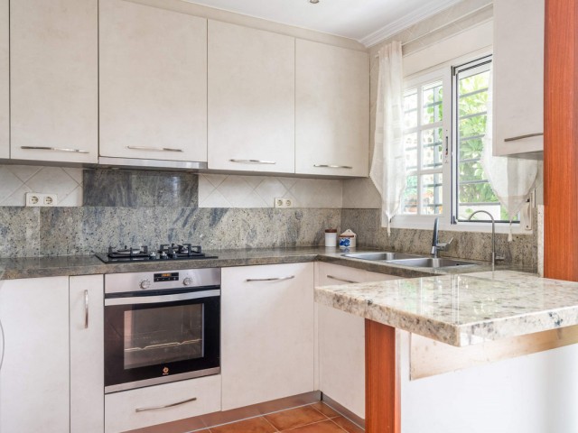 3 Bedrooms Apartment in Nueva Andalucía