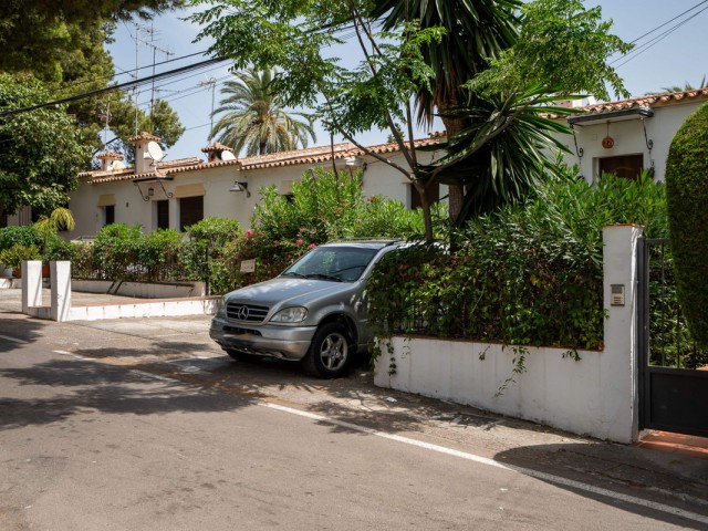 3 Bedrooms Apartment in Nueva Andalucía