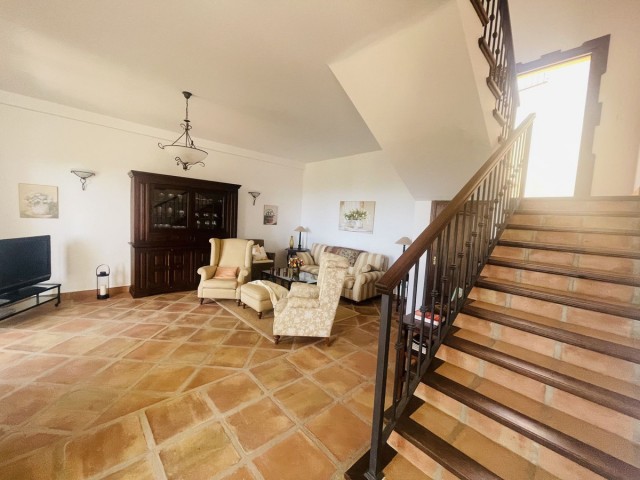 Villa con 2 Dormitorios  en Istán