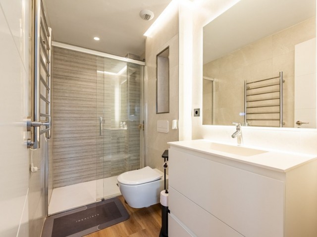 4 Bedrooms Apartment in Estepona