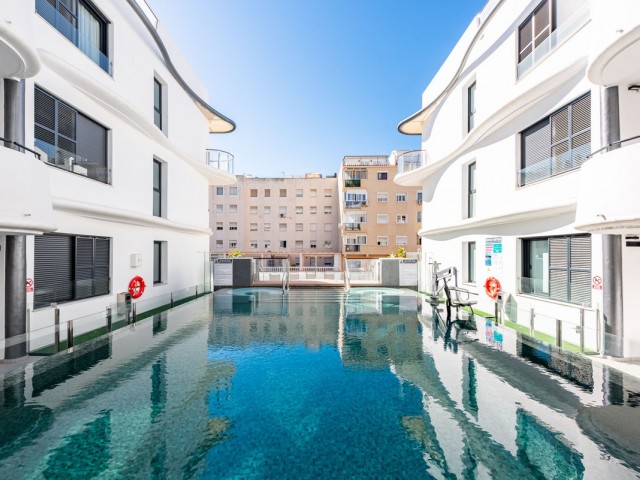 4 Bedrooms Apartment in Estepona