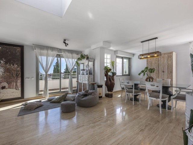 5 Bedrooms Apartment in La Cala de Mijas