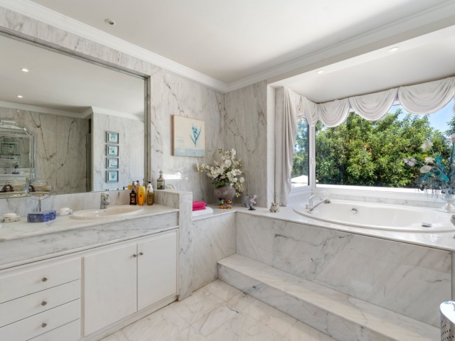 5 Schlafzimmer Villa in Benahavís