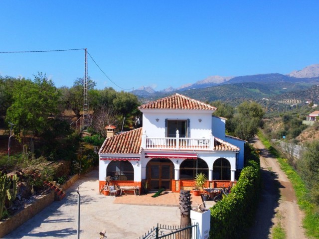 Villa avec 3 Chambres  à Riogordo