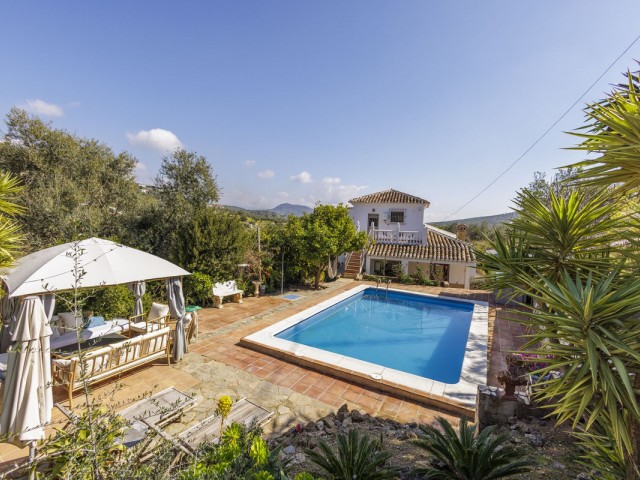 Villa avec 3 Chambres  à Riogordo