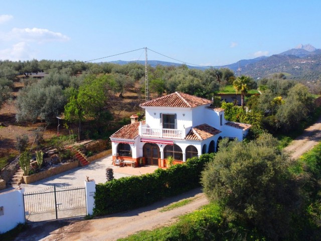 Villa avec 3 Chambres  à Riogordo