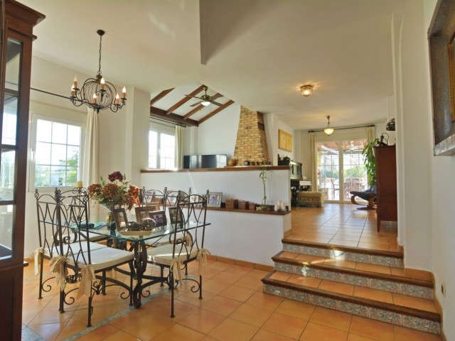5 Bedrooms Villa in Campo Mijas