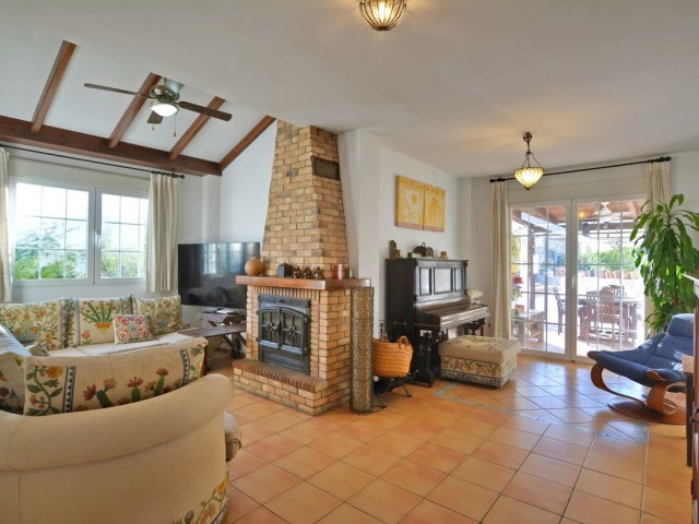 5 Bedrooms Villa in Campo Mijas