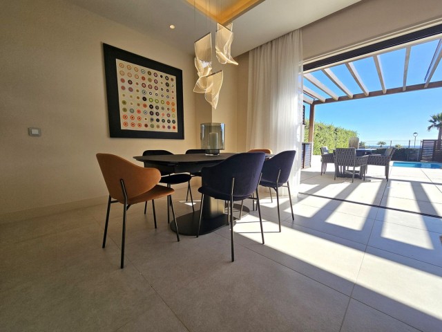 3 Slaapkamer Rijtjeshuis in New Golden Mile