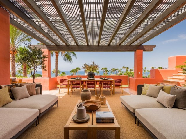 Penthouse in New Golden Mile