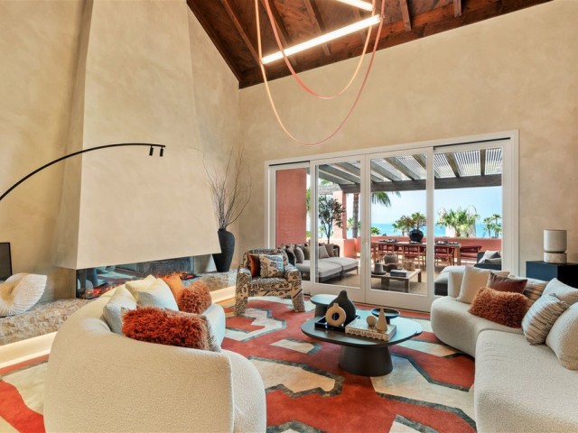 Penthouse in New Golden Mile