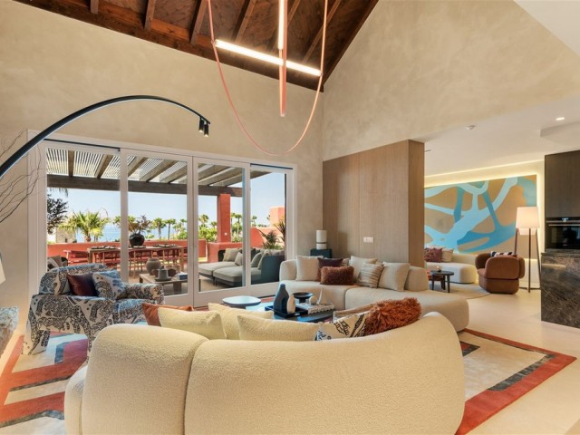 Penthouse in New Golden Mile