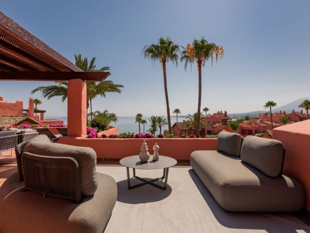 Penthouse in New Golden Mile