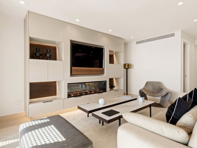 Penthouse in New Golden Mile