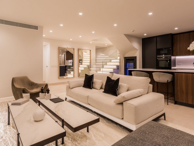 Penthouse in New Golden Mile