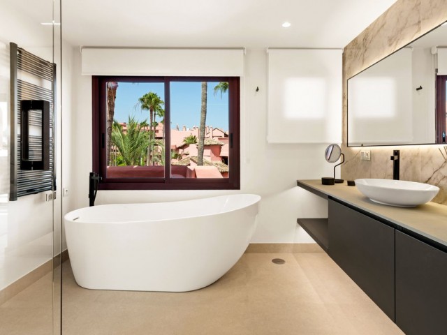 Penthouse in New Golden Mile