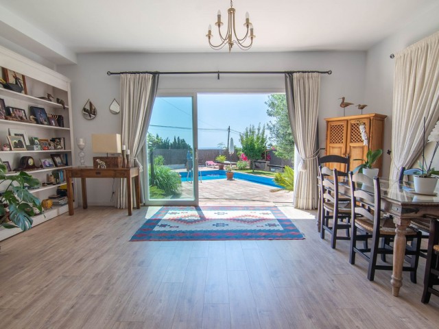4 Schlafzimmer Villa in Estepona