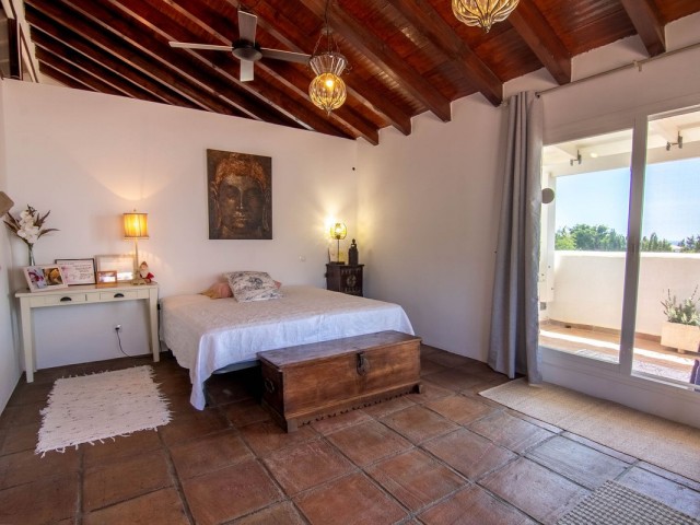 4 Schlafzimmer Villa in Estepona