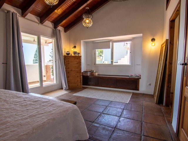 4 Schlafzimmer Villa in Estepona