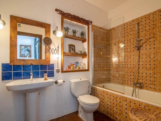 4 Schlafzimmer Villa in Estepona