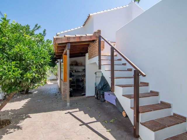 4 Schlafzimmer Villa in Estepona