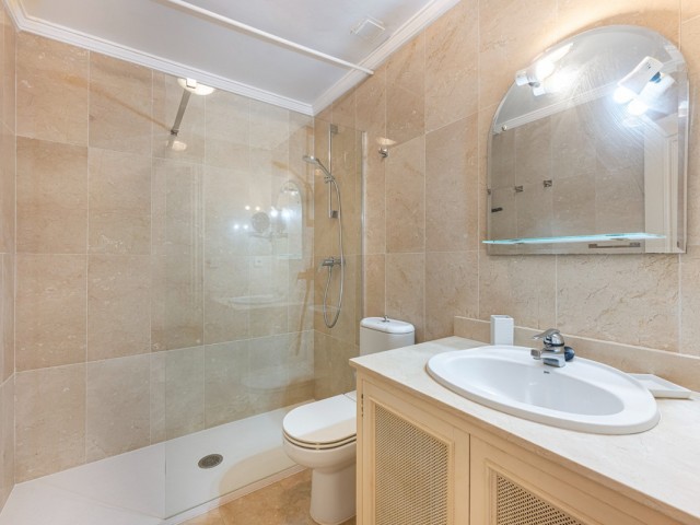 2 Schlafzimmer Apartment in Nueva Andalucía