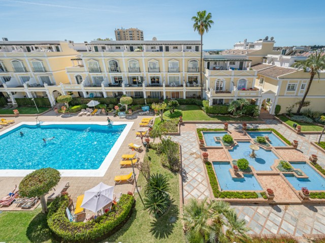 2 Schlafzimmer Apartment in Nueva Andalucía