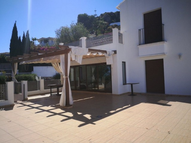 4 Schlafzimmer Villa in Benalmadena