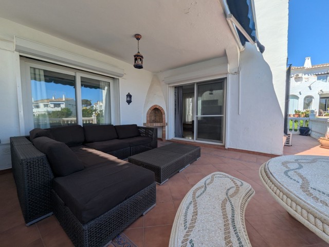 3 Bedrooms Townhouse in Calahonda