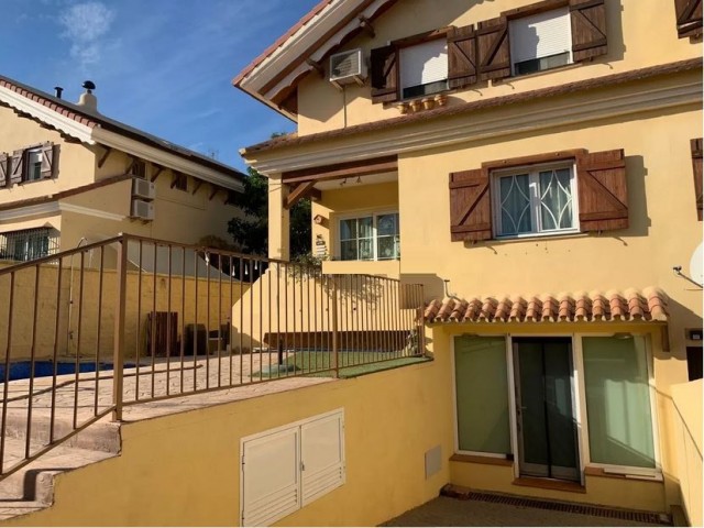 6 Slaapkamer Villa in Alhaurín de la Torre